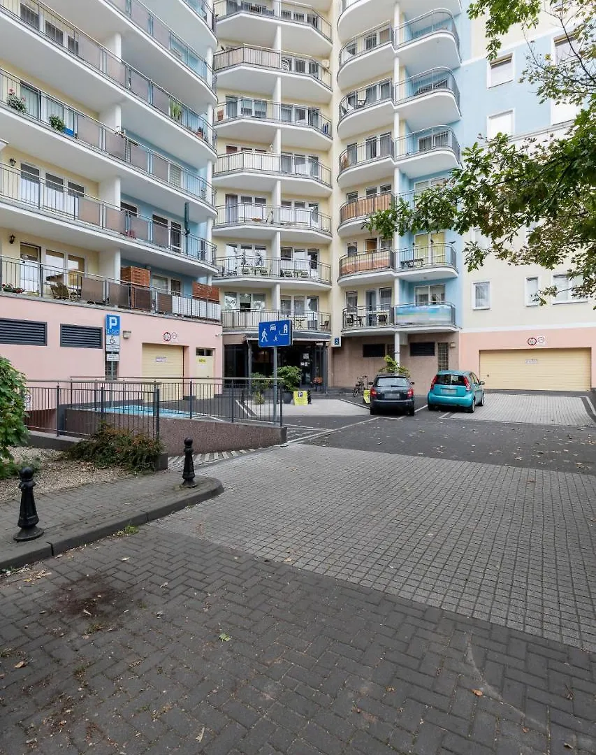 Spacerowa Apartments With Parking By Noclegi Renters 코워브제크 폴란드