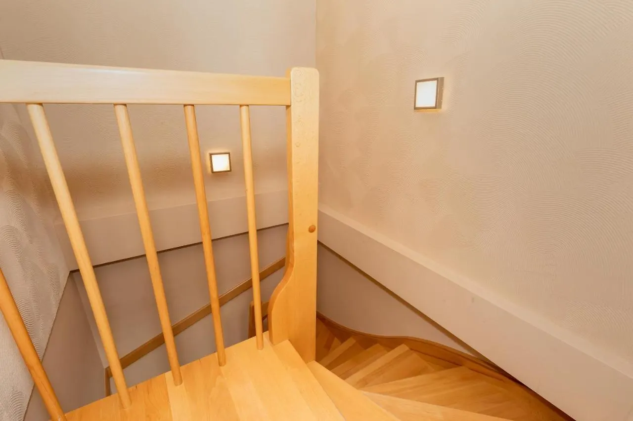 Spacerowa Apartments With Parking By Noclegi Renters 코워브제크